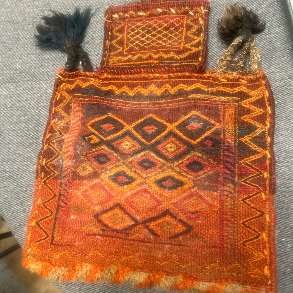 Antique Soumak Baktiari Salt/Saddle Bag #10242410 - Picture 2 of 16